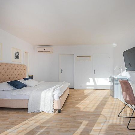 Apartment Jane Прага Экстерьер фото